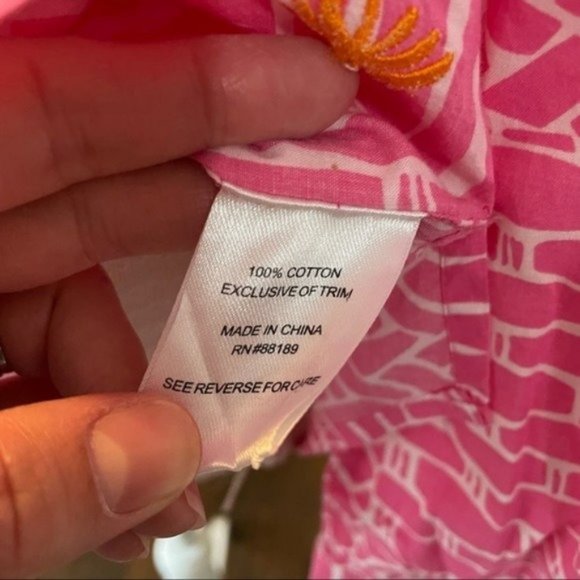 Lilly Pulitzer Geometric Print Resort Fit Button Down Blouse Top Small - Picture 14 of 16